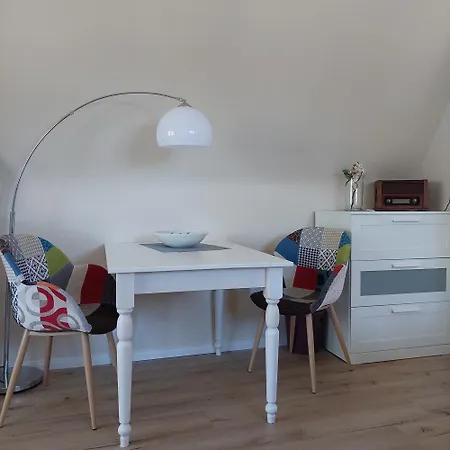 Apartment Am Waldesrand Prerow